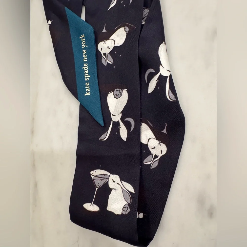Kate Spade Navy Floral Scarf Twilly new w/out tags. Bunnies! One of a kind!!! - Picture 2 of 5